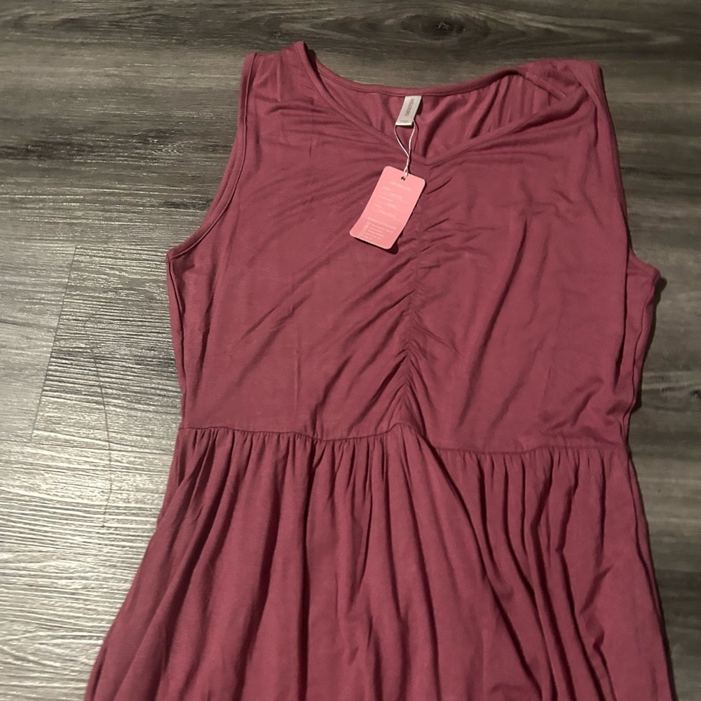 Elegant Pink Sleeveless Dress - Picture 4 of 5